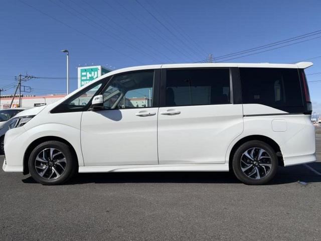 ステップワゴンスパーダ スパーダ・ホンダセンシング　新品タイヤ／保証書／純正　ＳＤナビ／フリップダウンモニター　純正　９インチ／ホンダセンシング／両側電動スライドドア／マルチビューカメラシステム／車線逸脱防止支援システム／ドライブレコーダー　前後（2枚目）