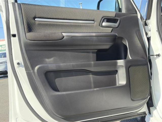 ステップワゴンスパーダ スパーダ・ホンダセンシング　新品タイヤ／保証書／純正　ＳＤナビ／フリップダウンモニター　純正　９インチ／ホンダセンシング／両側電動スライドドア／マルチビューカメラシステム／車線逸脱防止支援システム／ドライブレコーダー　前後（24枚目）