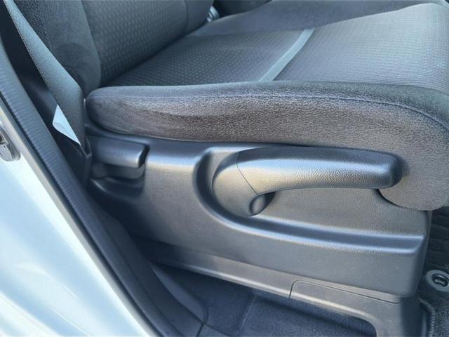 ステップワゴンスパーダ スパーダ・ホンダセンシング　新品タイヤ／保証書／純正　ＳＤナビ／フリップダウンモニター　純正　９インチ／ホンダセンシング／両側電動スライドドア／マルチビューカメラシステム／車線逸脱防止支援システム／ドライブレコーダー　前後（43枚目）