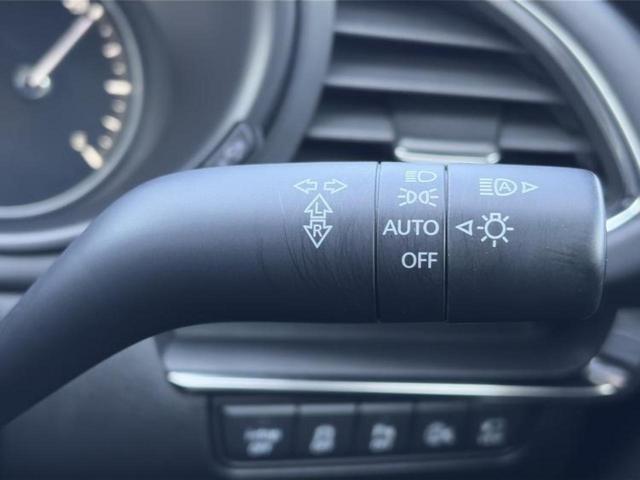 ＭＡＺＤＡ３ファストバック １５Ｓツーリング　保証書／純正　ＳＤナビ／アイアクティブセンス（マツダ）／全方位モニター／車線逸脱防止支援システム／ドライブレコーダー　前後／ヘッドランプ　ＬＥＤ／Ｂｌｕｅｔｏｏｔｈ接続／ＨＤＭＩ接続／ＥＴＣ　禁煙車（16枚目）