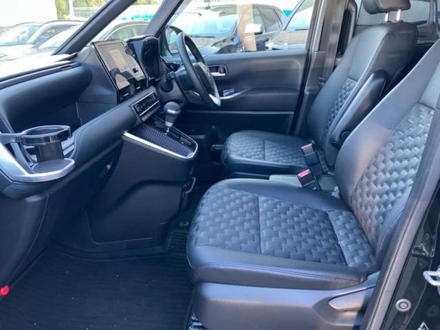 ヴォクシー Ｓ－Ｚ　モデリスタエアロ／保証書／ディスプレイオーディオ＋ナビ８インチ／フリップダウンモニター　純正　１３．２インチ／トヨタセーフティセンス／両側電動スライドドア／シートヒーター　衝突被害軽減システム　禁煙車（4枚目）