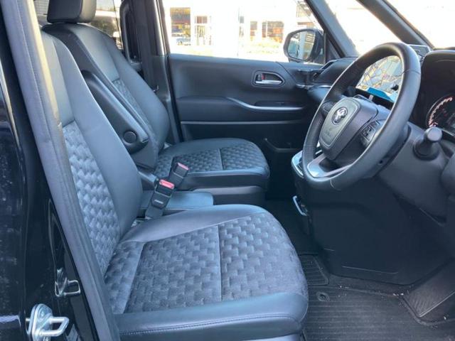 ヴォクシー Ｓ－Ｚ　モデリスタエアロ／保証書／ディスプレイオーディオ＋ナビ８インチ／フリップダウンモニター　純正　１３．２インチ／トヨタセーフティセンス／両側電動スライドドア／シートヒーター　衝突被害軽減システム　禁煙車（6枚目）