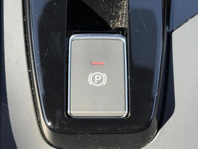 ノート Ｘ　保証書／純正　９インチ　メモリーナビ／インテリジェントルームミラー／エマージェンシーブレーキ／アラウンドビューモニター／車線逸脱防止支援システム／ドライブレコーダー　純正／ヘッドランプ　ＬＥＤ　禁煙車（28枚目）