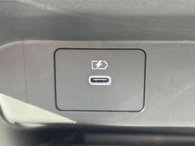 ノート Ｘ　保証書／純正　９インチ　メモリーナビ／インテリジェントルームミラー／エマージェンシーブレーキ／アラウンドビューモニター／車線逸脱防止支援システム／ドライブレコーダー　純正／ヘッドランプ　ＬＥＤ　禁煙車（38枚目）