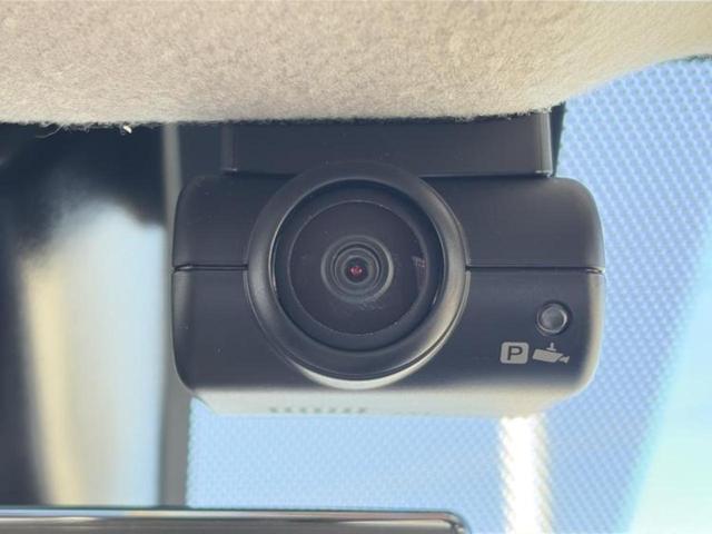 ノート Ｘ　保証書／純正　９インチ　メモリーナビ／インテリジェントルームミラー／エマージェンシーブレーキ／アラウンドビューモニター／車線逸脱防止支援システム／ドライブレコーダー　純正／ヘッドランプ　ＬＥＤ　禁煙車（40枚目）