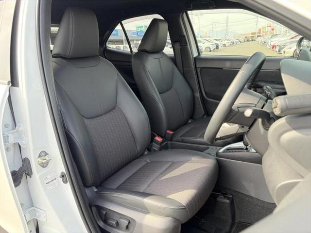 ヤリスクロス ハイブリッドZ 保証書/ディスプレイオーディオ+ナビ8インチ/衝突安全装置/シートヒーター/パノラミックビューモニター/車線逸脱防止支援システム/シート ハーフレザー/ドライブレコーダー 純正 衝突被害軽減システム(4枚目)