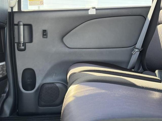 セレナ ハイウェイスター　新品タイヤ／保証書／純正　９インチ　メモリーナビ／フリップダウンモニター　純正　１１インチ／エマージェンシーブレーキ／両側電動スライドドア／アラウンドビューモニター／ドライブレコーダー　社外　禁煙車（23枚目）