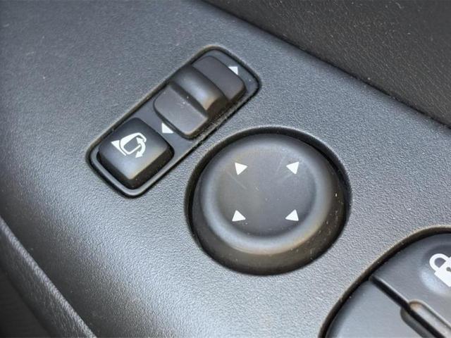 セレナ ハイウェイスター　新品タイヤ／保証書／純正　９インチ　メモリーナビ／フリップダウンモニター　純正　１１インチ／エマージェンシーブレーキ／両側電動スライドドア／アラウンドビューモニター／ドライブレコーダー　社外　禁煙車（32枚目）