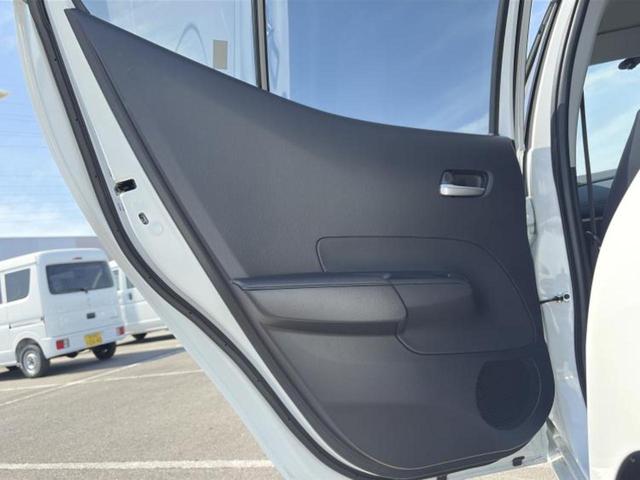 アクア Ｚ　保証書／ディスプレイオーディオ＋ナビ１０．５インチ／トヨタセーフティセンス／シートヒーター　前席／パノラミックビューモニター／車線逸脱防止支援システム／ヘッドランプ　ＬＥＤ　衝突被害軽減システム（23枚目）