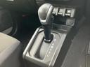 ４ＷＤ　ＪＣ　新品タイヤ／保証書／純正　８インチ　ＳＤナビ／セーフティサポート（スズキ）／シートヒーター　前席／車線逸脱防止支援システム／ドライブレコーダー　前後／ヘッドランプ　ＬＥＤ／Ｂｌｕｅｔｏｏｔｈ接続（18枚目）