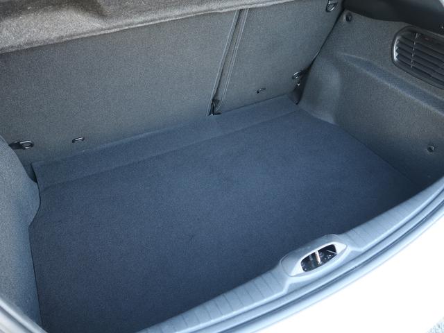 ２０８ アリュール　後期モデル　純正ナビ　フルセグＴＶ　バックカメラ　障害物センサー　Ｂｌｕｅｔｏｏｔｈオーディオ　ＥＴＣ　クルーズコントロール　純正１６インチアルミ　アクティブシティブレーキ／衝突被害軽減ブレーキ（15枚目）