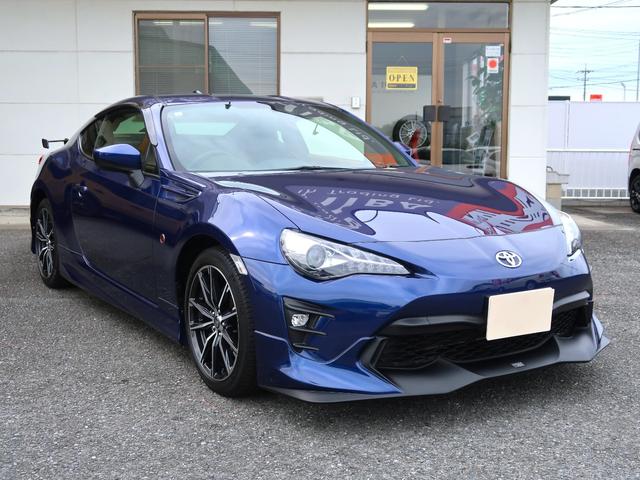 ８６ ＧＴリミテッド　ワンオーナー　ＴＲＤエアロ　６速マニュアル　ケンウッド製ナビ　ＴＶ　ＣＤ／ＤＶＤ再生　ＵＳＢ端子　バックカメラ　ＥＴＣ　シートヒーター　クルコン　ＬＥＤヘッドライト　純正１７インチＡＷ（2枚目）