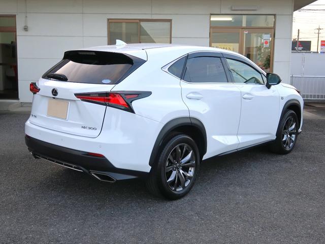 NX NX300 Fスポーツ 後期型 サンルーフ 三眼LEDヘッドライト パノラミックビュー 純正ナビ TV CD/DVD再生 ETC2.0 電動シート&エアコン ステアリングヒーター 電動バックドア ACC ブラインドスポット(5枚目)