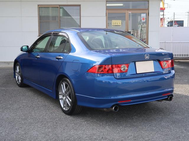 アコード ユーロＲ　ワンオーナー　ＭＵＧＥＮマフラー　純正ＲＥＣＡＲＯシート　純正オーディオ　革ステリング　ＥＴＣ　無限ドアバイザー　ＣＵＳＵＣＯ車高調　ＰＯＴＥＮＺＡタイヤ　純正１７インチＡＷ（3枚目）