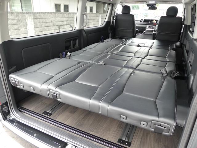 ハイエースワゴン ＧＬ　新車　ハイエースワゴン　ＧＬ　２ＷＤ【内装架装ＦＤ－ＢＯＸ　Ｗ０３ａｉｒ】【ＡｉｒＲＥＶＯシート使用モデル】【フルフラット】【ロングスライドレール】【重歩行フローリングフロア】【ＬＥＤヘッドランプ】【（4枚目）