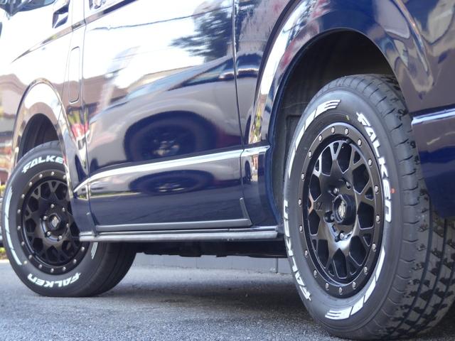 ハイエースワゴン GL FDシートカバー 黒木目調ステアリング&インテリアパネル 片側パワースライドドア バックモニター内蔵インナーミラー フルセグ地デジナビ フリップダウンモニター 天井スピーカー 新品アルミホイール&タイ(36枚目)