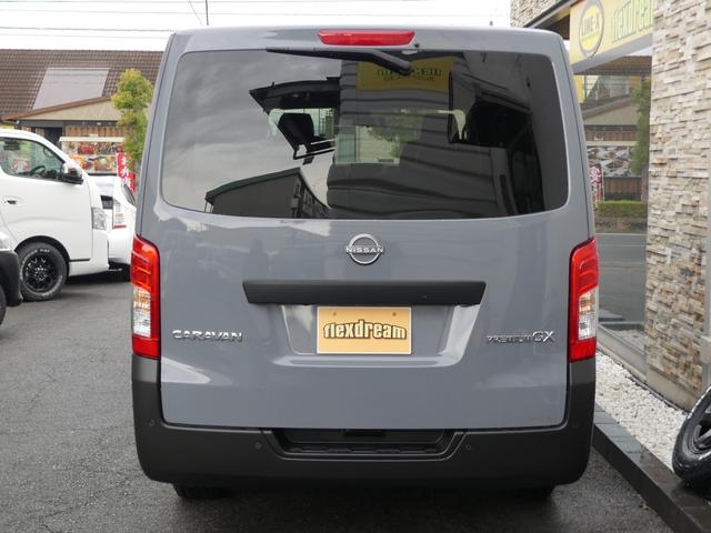 キャラバン ロングプレミアムＧＸ　一部改良後新型　ＦＤ－ｃｌａｓｓｉｃ丸目フェイス換装　ステルスグレー　アルパイン１１インチディスプレイオーディオ　シートカバー　ベッドキット　１６インチアルミホイール＆タイヤ　片側ワンタッチオートスラ（38枚目）