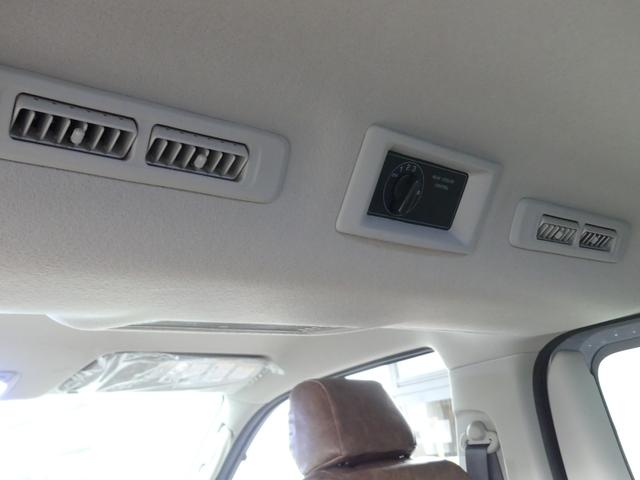 キャラバン ロングプレミアムＧＸ　一部改良後新型　ＦＤ－ｃｌａｓｓｉｃ丸目フェイス換装　ステルスグレー　アルパイン１１インチディスプレイオーディオ　シートカバー　ベッドキット　１６インチアルミホイール＆タイヤ　片側ワンタッチオートスラ（58枚目）