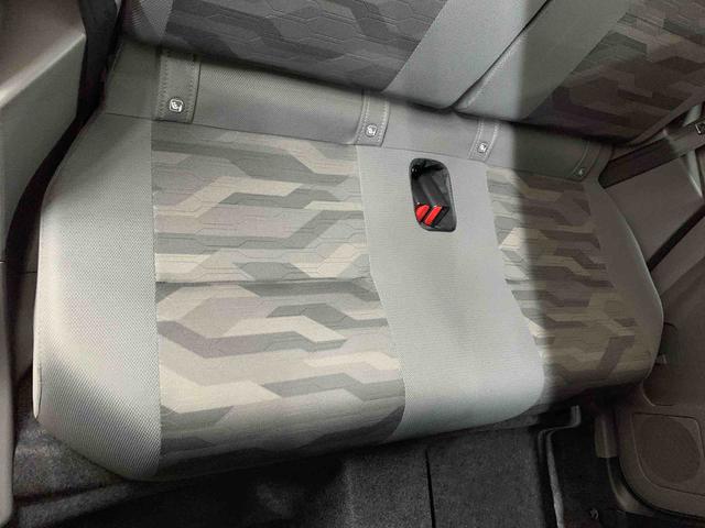 タフト G ダーククロムベンチャー 2WD LEDヘッドライト・バックカメラ・シートヒーター・スマートアシスト・アイドリングストップ・プッシュボタンスタート・オートライト・オートマチックハイビーム・オートエアコン・電動格納式ドアミラー(34枚目)