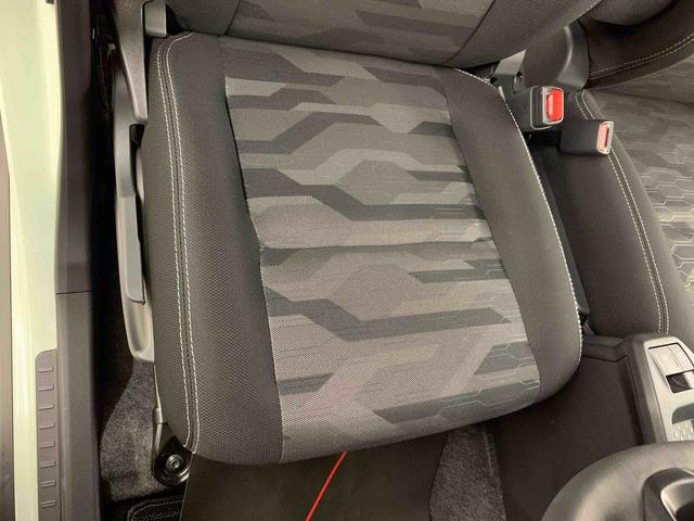 タフト Ｇ　ダーククロムベンチャー　２ＷＤ　ＬＥＤヘッドライト　オートライト　オートマチックハイビーム　アダプティブクルーズコントロール　シートヒーター　オートエアコン　電動パーキングブレーキ　スマートアシスト　天井窓（32枚目）