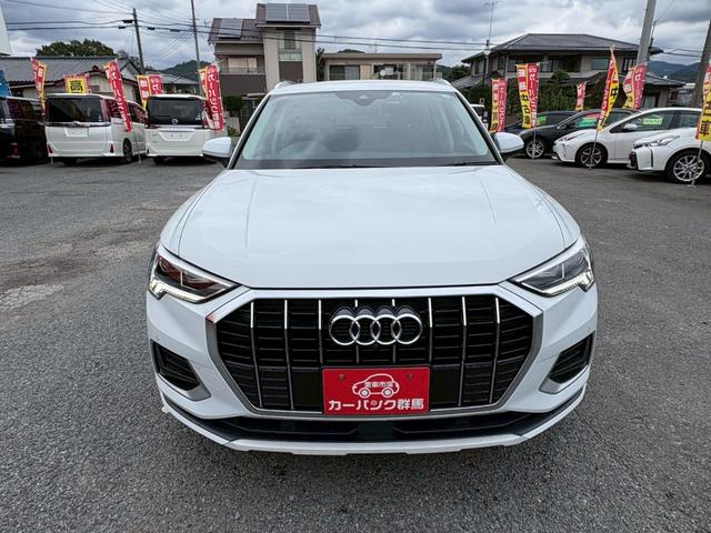 Ｑ３ ３５ＴＦＳＩアドバンスド　バックカメラ（３６０°）．バーチャルコックピット．シートヒーター．パワーシート．ディスプレイオーディオ．ナビ．パドルシフト．クルーズコントロール．ＬＥＤヘットライト．パワーゲート．純正フロアマット（2枚目）