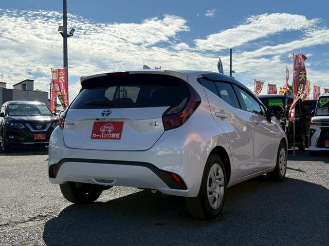 アクア G トヨタセーフティセンス 純正7インチディスプレイオーディオ Bluetooth パノラミックビューモニター ビルトインETC 前後ドラレコ ハーフレザーシート シートヒーター&ステアリングヒーター(5枚目)