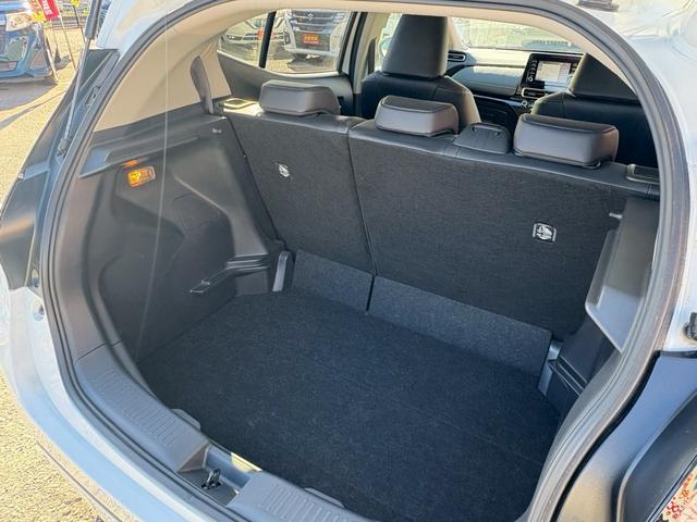 アクア G トヨタセーフティセンス 純正7インチディスプレイオーディオ Bluetooth パノラミックビューモニター ビルトインETC 前後ドラレコ ハーフレザーシート シートヒーター&ステアリングヒーター(11枚目)