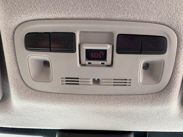 アクア G トヨタセーフティセンス 純正7インチディスプレイオーディオ Bluetooth パノラミックビューモニター ビルトインETC 前後ドラレコ ハーフレザーシート シートヒーター&ステアリングヒーター(22枚目)