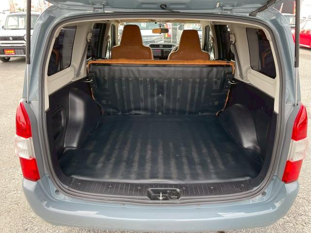 プロボックス GL 新品バックカメラ・新品ルーフラック/システムキャリア付・リフトアップ・シートカバー・デイトナ15インチ/マッドタイヤ・ナビ・フルセグTV・BT・DVD・ETC・グレー全塗装・フロアゴムマット・バイザー(10枚目)