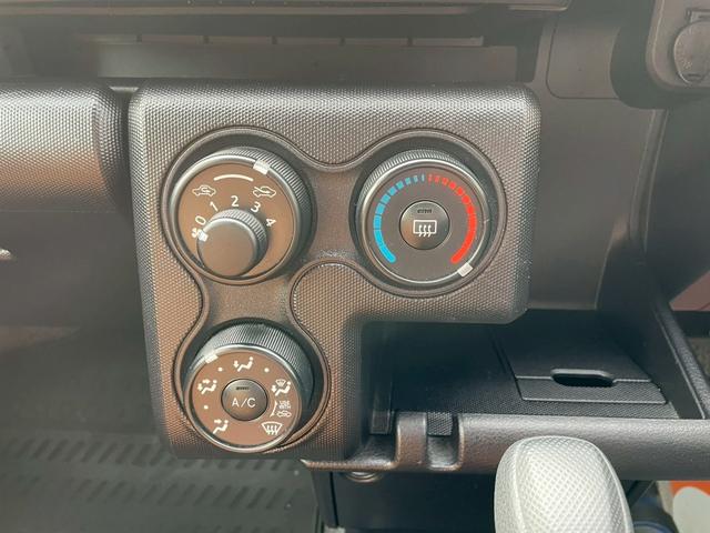 プロボックス GL 新品バックカメラ・新品ルーフラック/システムキャリア付・リフトアップ・シートカバー・デイトナ15インチ/マッドタイヤ・ナビ・フルセグTV・BT・DVD・ETC・グレー全塗装・フロアゴムマット・バイザー(19枚目)