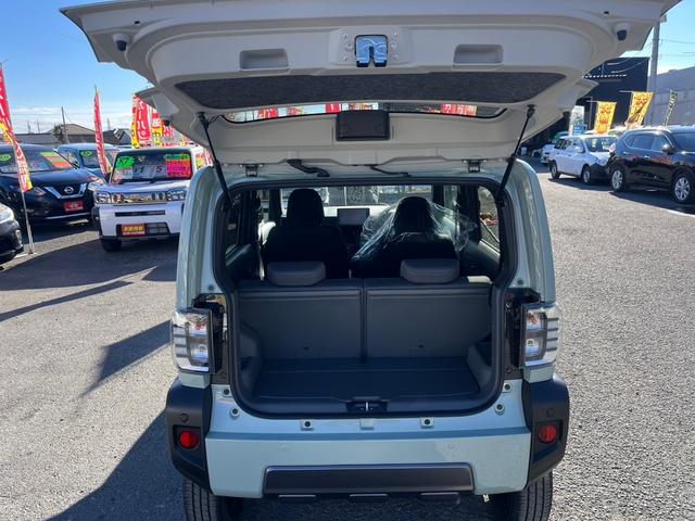 タフト Ｇ　ダーククロムベンチャー　届出済未使用車　９インチスマホ連携ディスプレイオーディオ　スマートアシスト　ＬＥＤヘットライト＆フォグ　スマートキー＆プッシュスタート　アダプティブクルーズコントロール（10枚目）