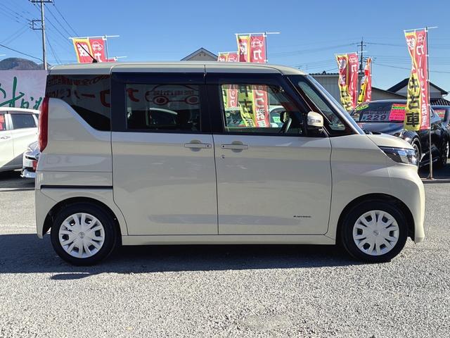 ルークス Ｘ　純正ナビ・ＴＶ　Ｂｌｕｅｔｏｏｔｈ　バック／アラウンドビューモニター　ハンズフリーワンタッチ両側パワースライドドア　スマートキー＆プッシュスタート　フロアマット・サイドバイザー（4枚目）