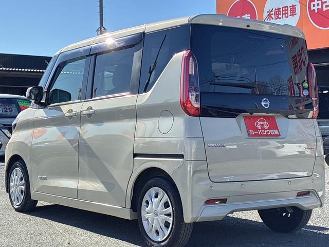 ルークス Ｘ　純正ナビ・ＴＶ　Ｂｌｕｅｔｏｏｔｈ　バック／アラウンドビューモニター　ハンズフリーワンタッチ両側パワースライドドア　スマートキー＆プッシュスタート　フロアマット・サイドバイザー（7枚目）