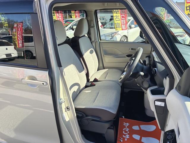 ルークス Ｘ　純正ナビ・ＴＶ　Ｂｌｕｅｔｏｏｔｈ　バック／アラウンドビューモニター　ハンズフリーワンタッチ両側パワースライドドア　スマートキー＆プッシュスタート　フロアマット・サイドバイザー（13枚目）