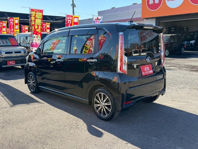 ステラ カスタムＲ　スマートアシスト　ワンオーナー　ワイドＳＤナビ・フルセグＴＶ　Ｂｌｕｅｔｏｏｔｈ　ＤＶＤ　バックカメラ　ビルトインＥＴＣ　シートヒーター　エアアイドル　純正フロアマット・サイドバイザー　ＬＥＤヘットライト＆フォグ（7枚目）