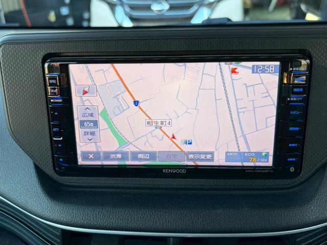 ステラ カスタムＲ　スマートアシスト　ワンオーナー　ワイドＳＤナビ・フルセグＴＶ　Ｂｌｕｅｔｏｏｔｈ　ＤＶＤ　バックカメラ　ビルトインＥＴＣ　シートヒーター　エアアイドル　純正フロアマット・サイドバイザー　ＬＥＤヘットライト＆フォグ（14枚目）