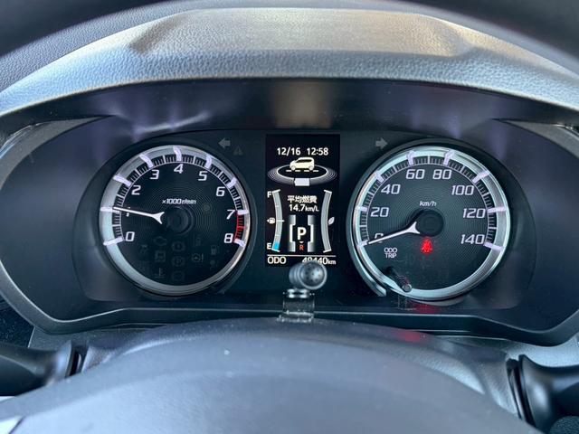 ステラ カスタムＲ　スマートアシスト　ワンオーナー　ワイドＳＤナビ・フルセグＴＶ　Ｂｌｕｅｔｏｏｔｈ　ＤＶＤ　バックカメラ　ビルトインＥＴＣ　シートヒーター　エアアイドル　純正フロアマット・サイドバイザー　ＬＥＤヘットライト＆フォグ（18枚目）