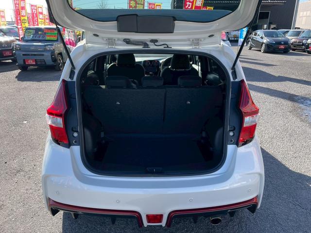 ノート ｅ－パワーニスモ　車検２年付　純正ナビ・フルセグＴＶ　ＤＶＤ　Ｂｌｕｅｔｏｏｔｈ　ＭＳ　バックカメラ　アラウンドビューモニター　ＥＴＣ　純正ドライブレコーダー　デジタルインナーミラー　エマージェンシーブレーキ（10枚目）