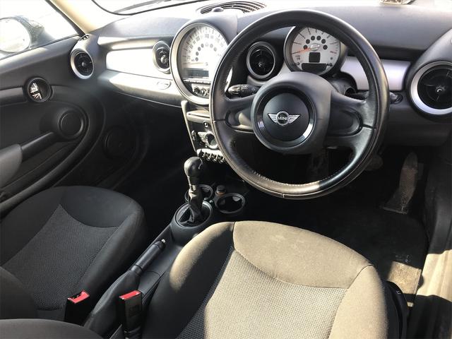 クーパー ディーラー車 ETC スマートキー CDオーディオ付 4名乗り 型式SU16 ブラックルーフ(2枚目)
