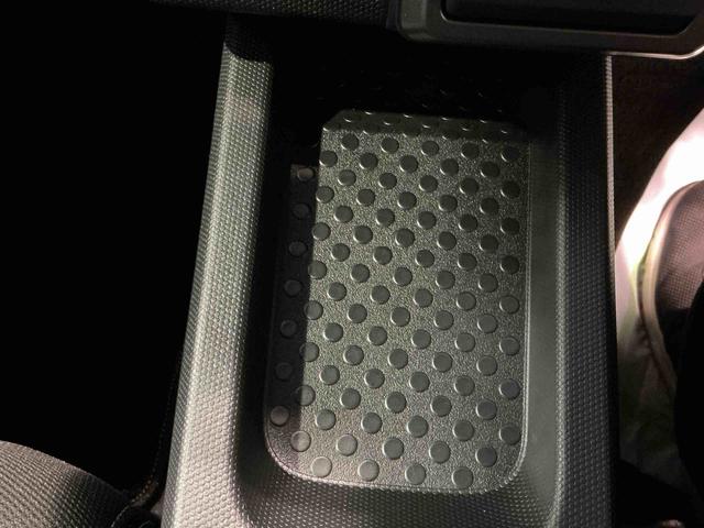 タフト Ｇ　クロムベンチャー　衝突軽減装置　Ｓヒーター　パークセンサー　Ｂカメラ　電動格納式ミラー　車線逸脱警報装置　サンル－フ　Ａ－ＳＴＯＰ　ＬＥＤヘッドライト　イモビ　オートマチックハイビーム　ＴＶ　オートライト（26枚目）