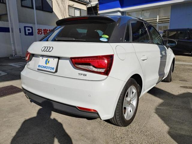 1.0TFSI 修復歴無 キーレス オートエアコン ワンオーナー EBD付ABS 横滑り防止装置 盗難防止システム クルーズコントロールブレーキ制御付 ETC 純正7インチメモリーナビ ドライブレコーダー純正(3枚目)