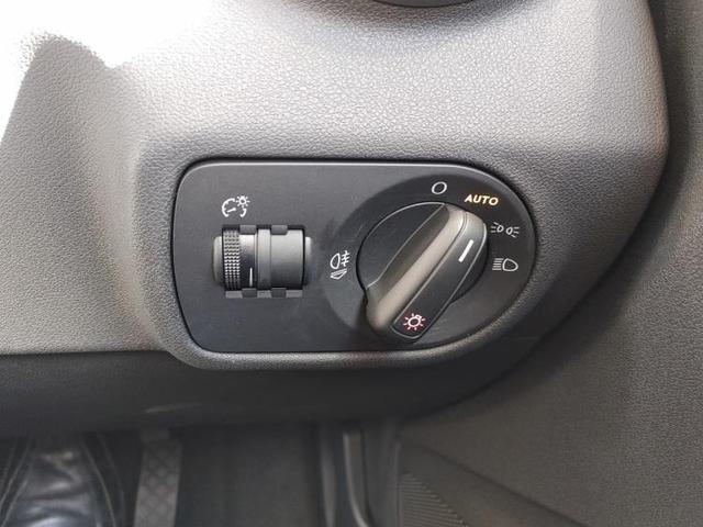 1.0TFSI 修復歴無 キーレス オートエアコン ワンオーナー EBD付ABS 横滑り防止装置 盗難防止システム クルーズコントロールブレーキ制御付 ETC 純正7インチメモリーナビ ドライブレコーダー純正(14枚目)