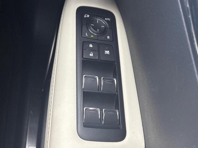 お車に合わせて無料保証以外にも、保証範囲、期間、距離を拡充させた有料保証もご用意しております！中古車の購入が初めてで不安・・・というお客様もご安心ください！