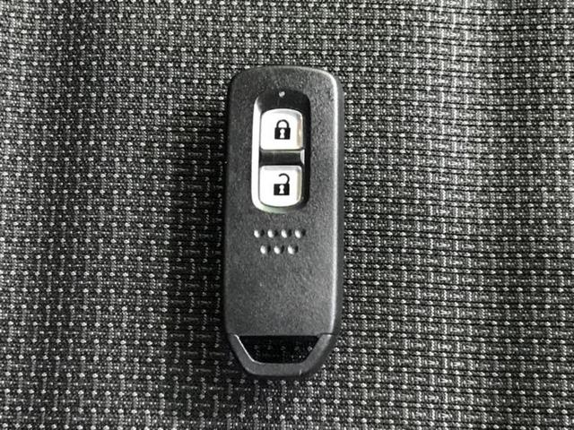 Ｎ－ＶＡＮ ファン　保証書／ホンダセンシング／車線逸脱防止支援システム／登録済／ヘッドランプ　ＬＥＤ／ＥＢＤ付ＡＢＳ／横滑り防止装置／アイドリングストップ／禁煙車／エアバッグ　運転席／エアバッグ　助手席　レーンアシスト（35枚目）