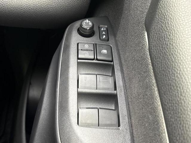 ヤリス ハイブリッドX 保証書/ディスプレイオーディオ/トヨタセーフティセンス/車線逸脱防止支援システム/USBジャック/Bluetooth接続/ETC/EBD付ABS/横滑り防止装置/アイドリングストップ 禁煙車(26枚目)