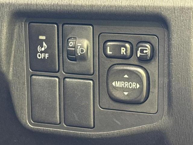 プリウス L 保証書/社外 メモリーナビ/パーキングアシスト バックガイド/ドライブレコーダー 前後/ETC/EBD付ABS/横滑り防止装置/アイドリングストップ/バックモニター/ワンセグTV/DVD バックカメラ(26枚目)