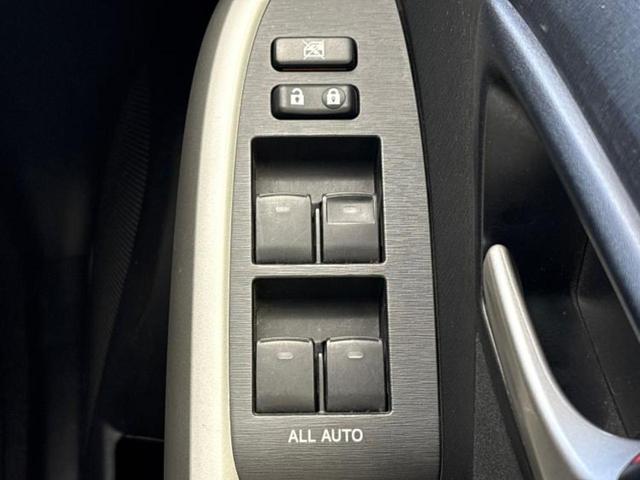 プリウス L 保証書/社外 メモリーナビ/パーキングアシスト バックガイド/ドライブレコーダー 前後/ETC/EBD付ABS/横滑り防止装置/アイドリングストップ/バックモニター/ワンセグTV/DVD バックカメラ(29枚目)