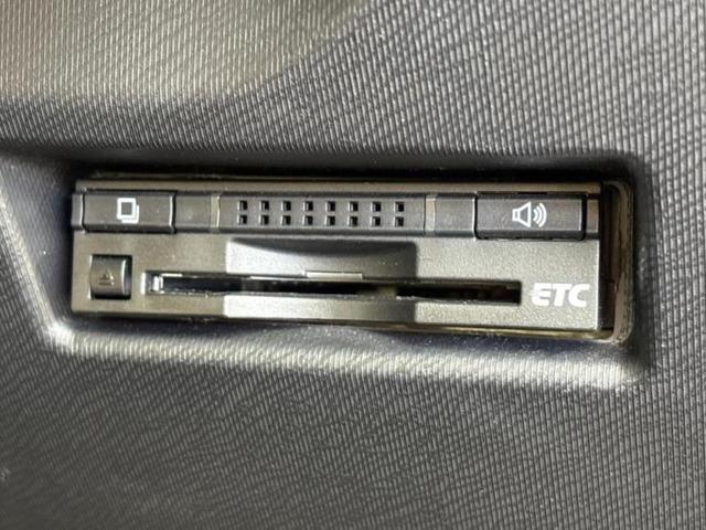 アクア S 社外エアロ/保証書/純正 9インチ SDナビ/トヨタセーフティセンス/シートヒーター 運転席/車線逸脱防止支援システム/ヘッドランプ LED/Bluetooth接続/ETC/EBD付ABS DVD再生(18枚目)