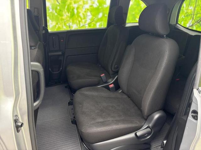 フリード G 新品タイヤ/保証書/純正 SDナビ/ドライブレコーダー 社外/Bluetooth接続/ETC/EBD付ABS/横滑り防止装置/ワンセグTV/DVD/エアバッグ 運転席/エアバッグ 助手席 DVD再生(7枚目)