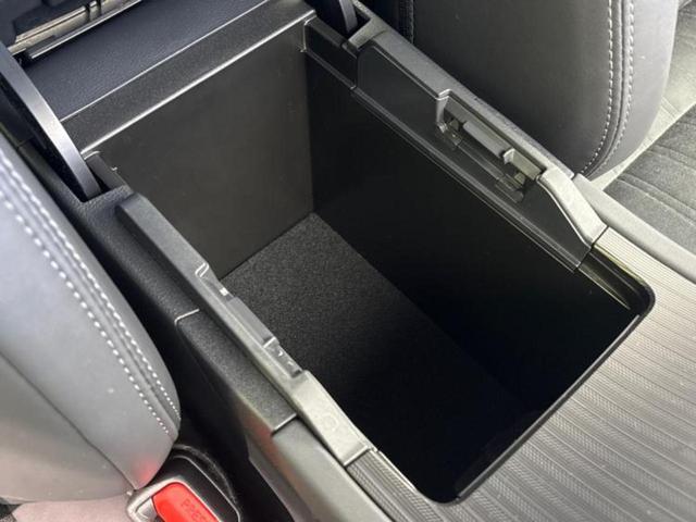 ハリアーハイブリッド Ｇ　新品タイヤ／ディスプレイオーディオ１２．３インチ／デジタルインナーミラー／トヨタセーフティセンス／車線逸脱防止支援システム／電動バックドア／ドライブレコーダー　前後／ヘッドランプ　ＬＥＤ　バックカメラ（30枚目）